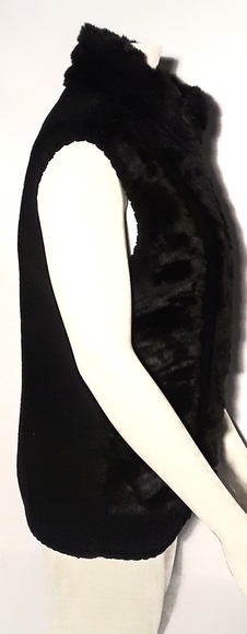 Roz & Ali Faux Fur Vest - Picture 3 of 9